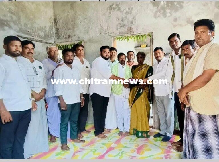 సాంగిడి గ్రామంలో ఇందిరమ్మ ఇంటి గృహప్రవేశం: హాజరైన యువజన కాంగ్రెస్ నాయకుడు సామ రూపేష్ రెడ్డి