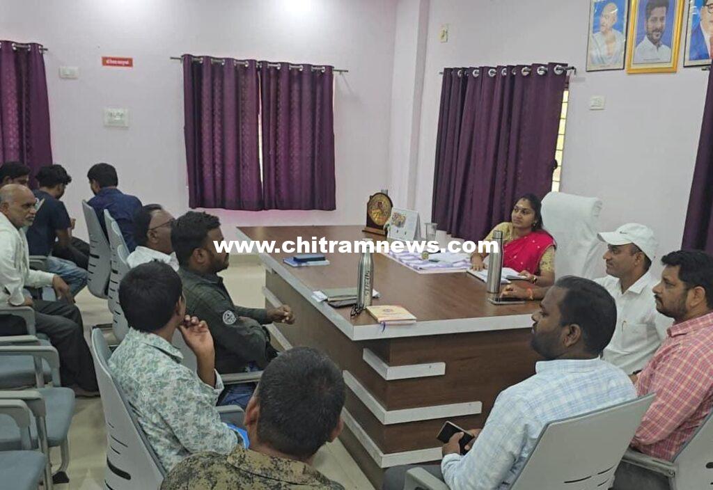 విద్యుత్ సమస్యల పరిష్కారమే మా లక్ష్యం: మున్సిపల్ చైర్‌పర్సన్ బండారి అనూష సతీష్ 