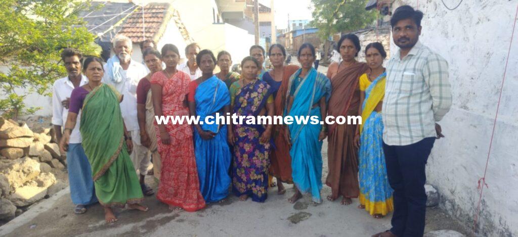ఉపాధి హామీ కూలీలకు పని