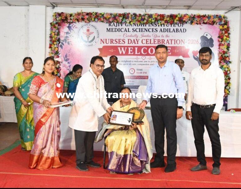 నిబద్ధతతో సేవలందించి రోగుల నమ్మకాన్ని పొందాలి: జిల్లా కలెక్టర్ రాజర్షి షా