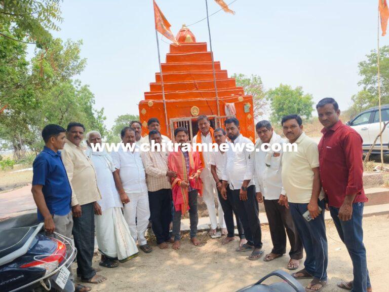 ఆలయ అభివృద్ధి కోసం ఐదు గంటల భూమి విరాళం