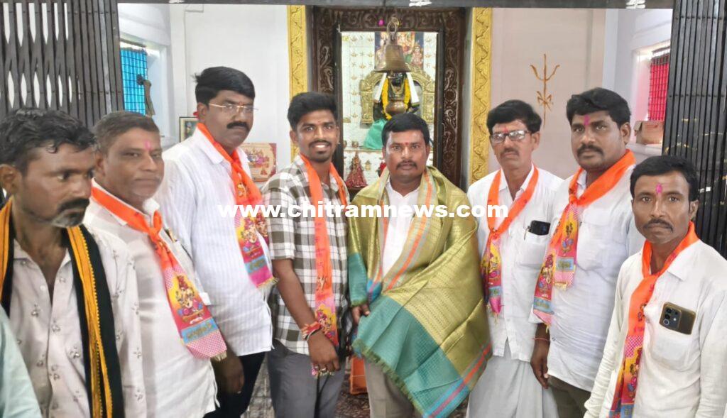 గణపతి పూజలో పాల్గొన్న యూత్ కాంగ్రెస్ నేత సామ రూపేష్ రెడ్డి